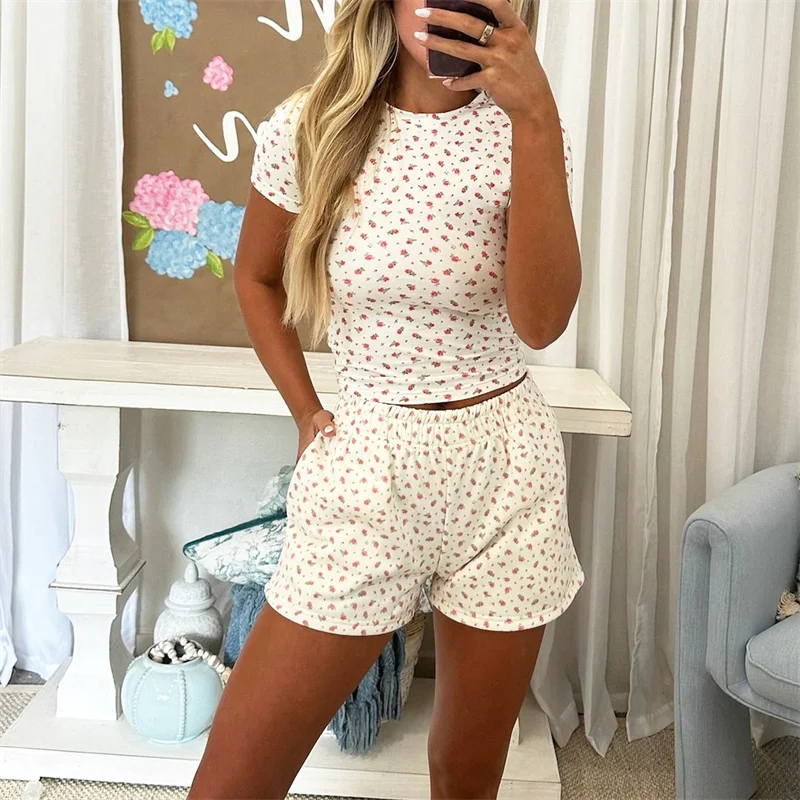 Lamuusaa Lounge Outfit Set Women Coquette Clothing Floral Print Short Sleeve T-Shirt Shorts with Pockets 2 Piece Set Clothes