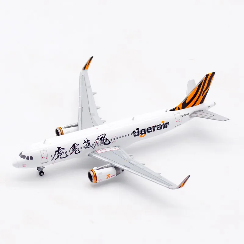 

Taiwan Airlines A320 Civil Aviation Airliner Alloy & Plastic Model 1:400 Scale Diecast Toy Gift Collection Simulation Display