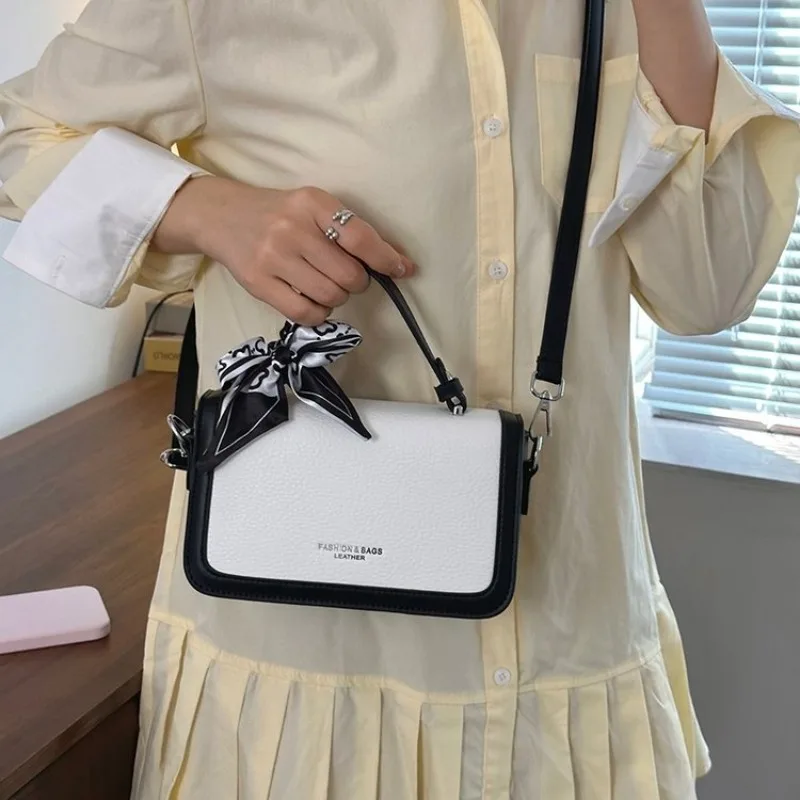 

Simple Designer Daily Bag Ladies Classic Elegant Outline Vintage High End Leather Crossbody Handbag