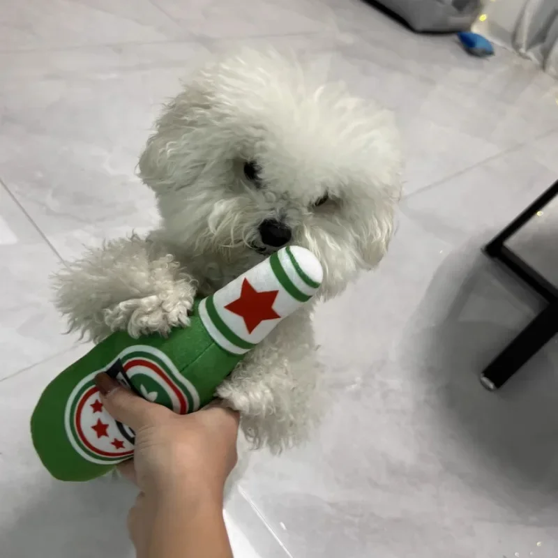 Juguete para perros de peluche botella de cerveza con sonido