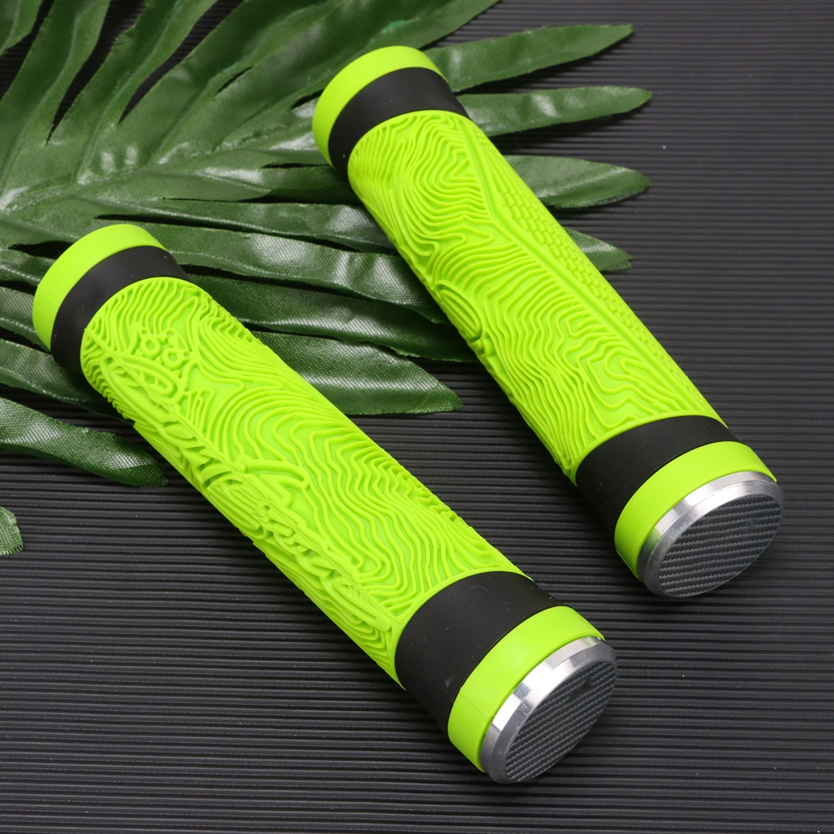 

Silicone Handlebar Cover Anti Slip Cycling Grips for Bike Shock Absorption Nerve Care Bright Colored Design Wear Resistant