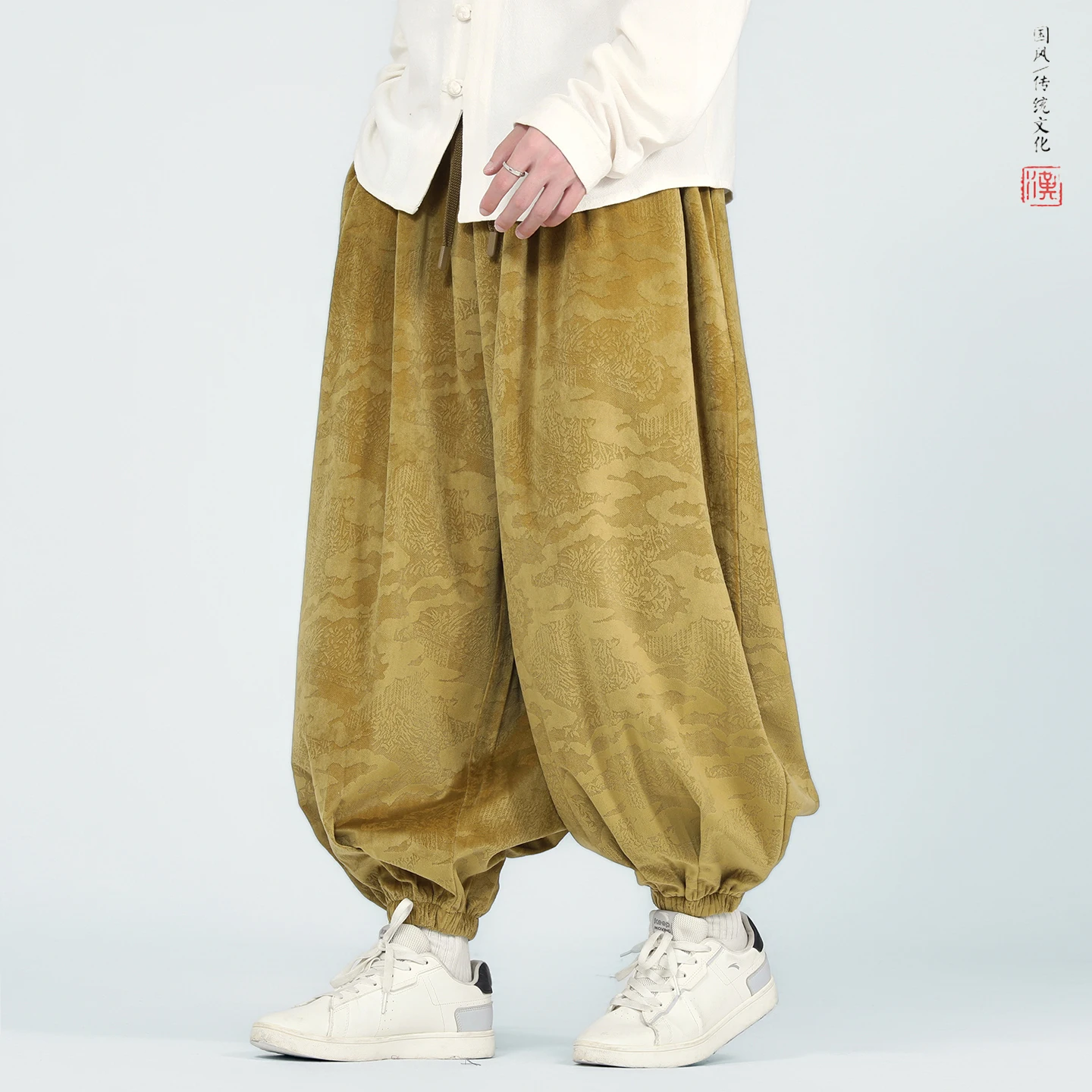 

Velvet Pants Men Autumn Winter Casual Printed Wide Leg Pants Men Japanese Style Harun Comfortable Jogger Trousers Men Streetwear