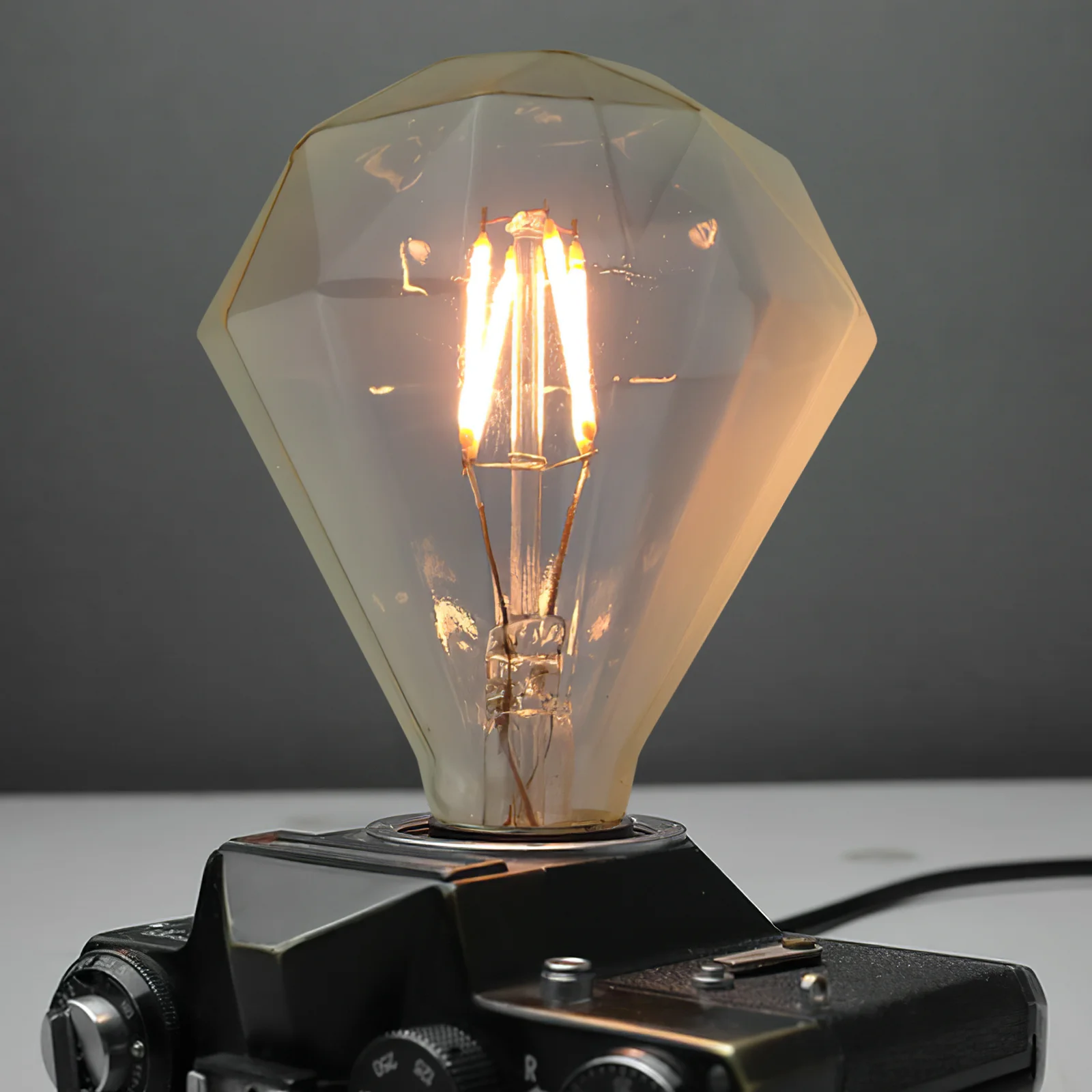 

Vintage Led Edison Bulb E27 Base Warm Filament Light For Home Office Indoor Outdoor Decorative Ambient Lighting