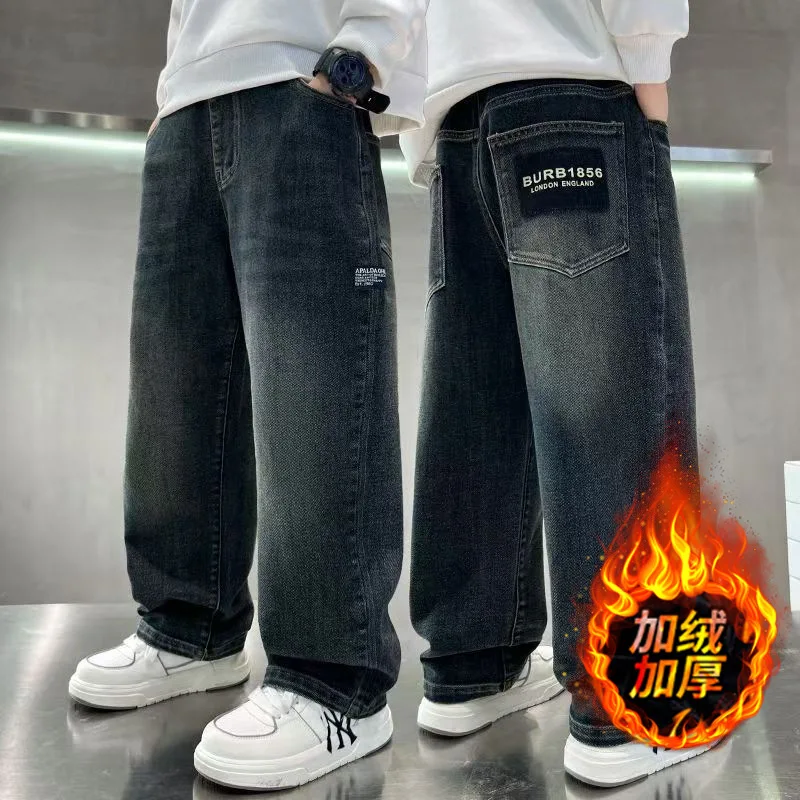 

Корейские модные джинсы с буквенным принтом для мальчиков, зимние теплые толстые джинсы для мальчиков, детские широкие брюки, детские брюки