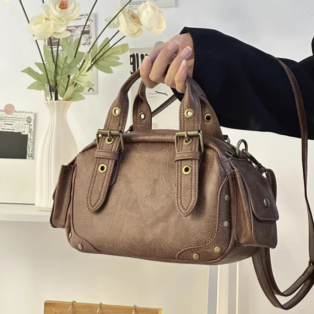 

Retro Studded Women Handbags Punk Rivet Shoulder Crossbody Bags for Women Multiple Pockets Tote Bag NEW Shopper Clutch Female