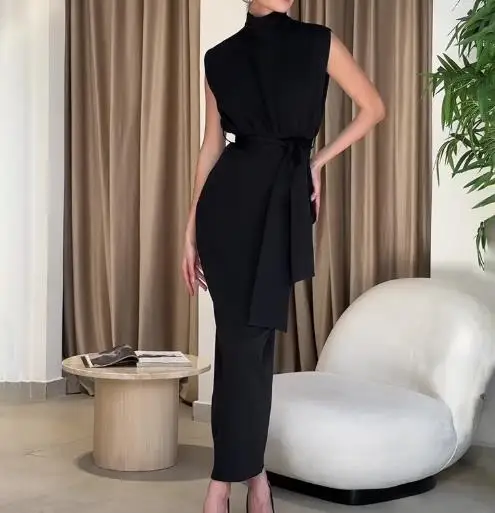 فستان عصري برقبة دائرية بدون أكمام وسحاب بقصة ضيقة للسيدات في الصيف، فستان أنيق وراقي بدون أكمام