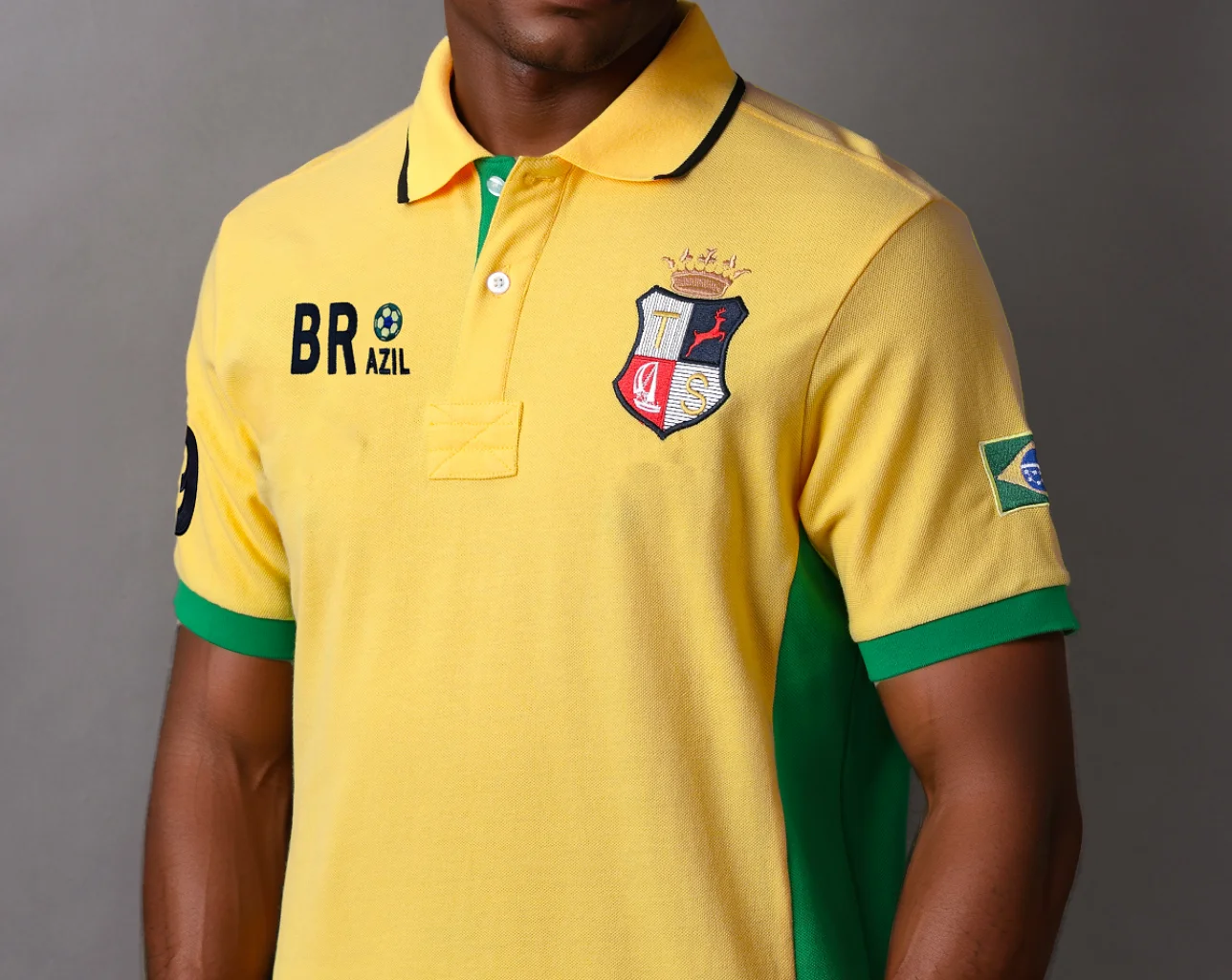 قميص بولو رجالي بأكمام قصيرة ملابس رياضية برازيلية كاجوال عصرية ومطابقة الألوان وياقة بولو مطرزة من القطن الخالص