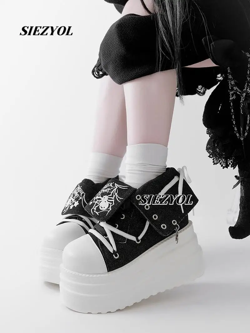 Japanese Original Subculture Platform Canvas Shoes Autumn New Sweet and Cool Style Versatile Casual space-up Women's Shoes