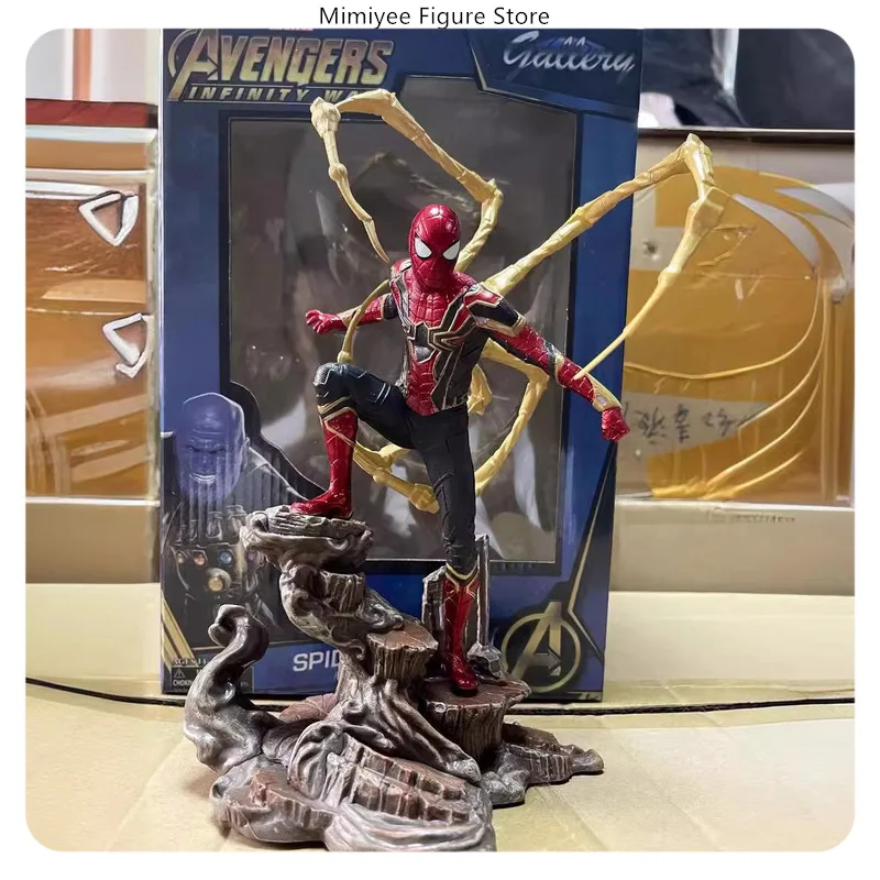 28cm Iron Spider-Man Scene with Claws Anime Figure Model Statue Collection Desktop Decoration Ornament Toy Gift for Fans