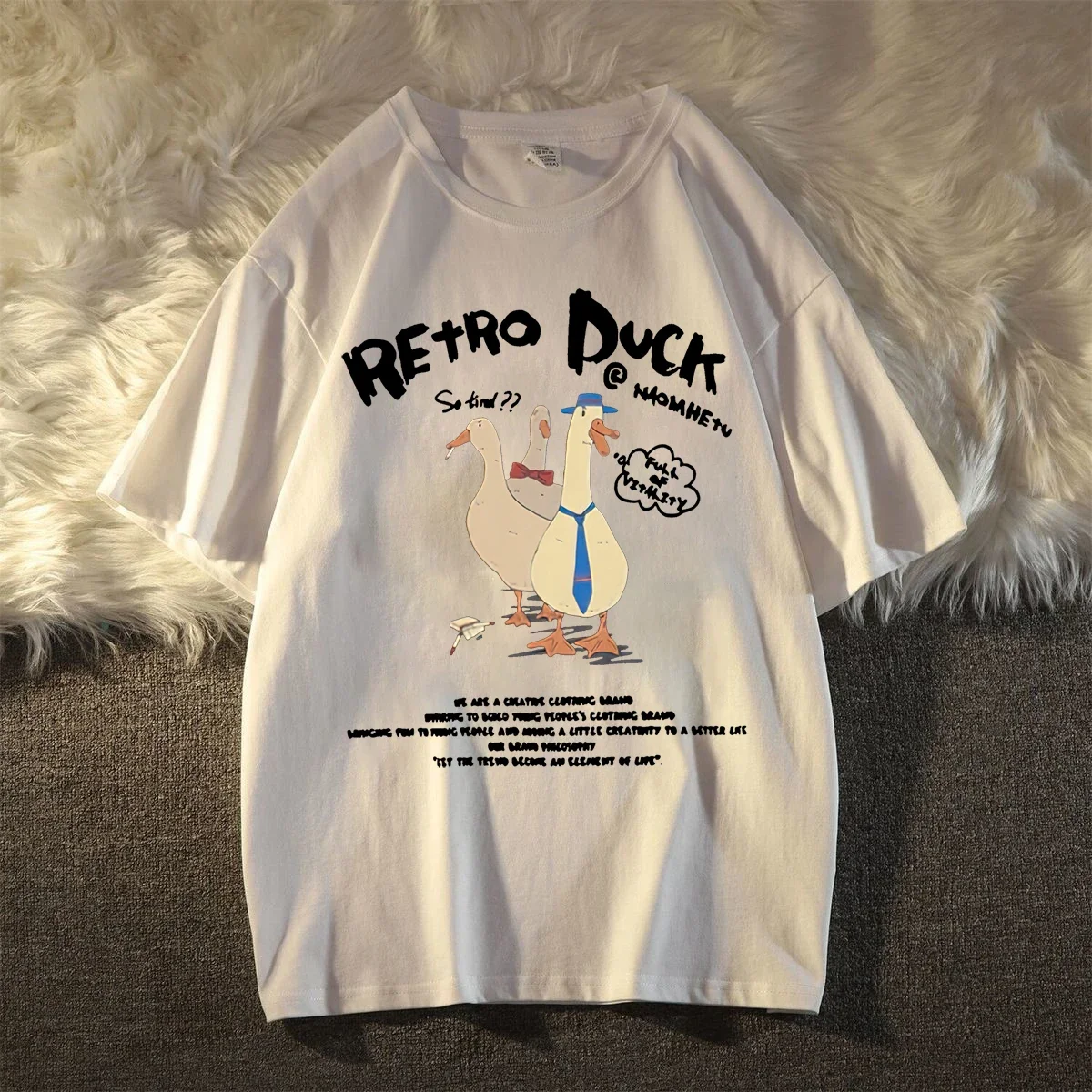 Maglietta a maniche corte Casual femminile top 2023 T-Shirt Harajuku maglietta nera stampata gatto divertente Kanji giapponese Streetwear neutro