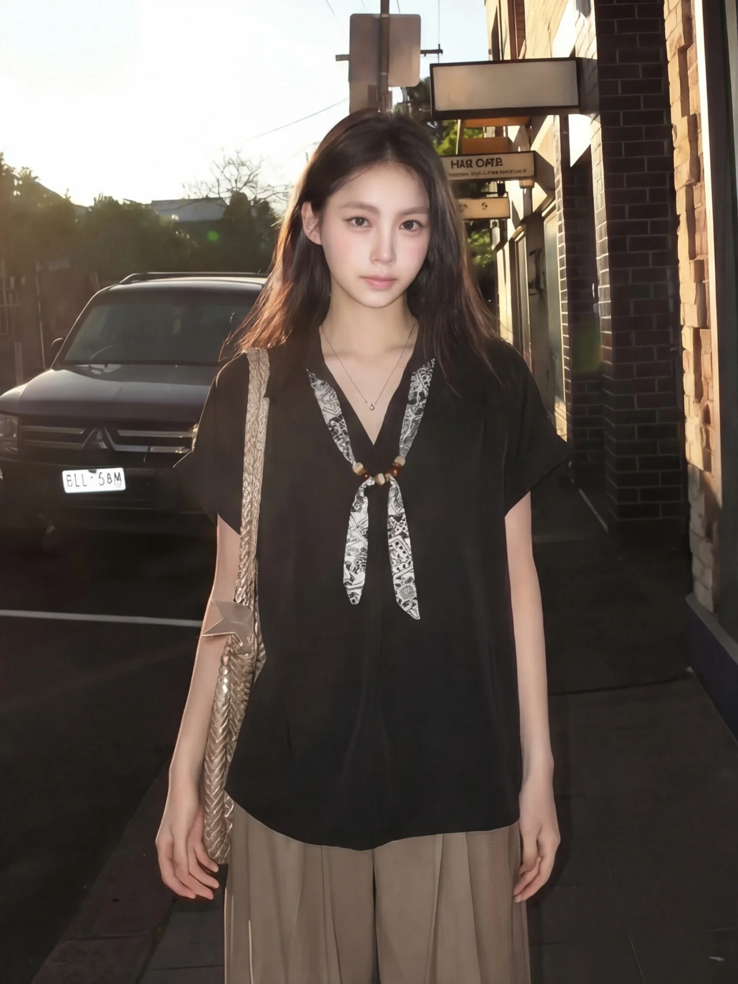 

Black High Sensitivity Silk Scarf Short Sleeve Shirt Women Summer Loose Youthful Professional Commuting Interview Formal Top