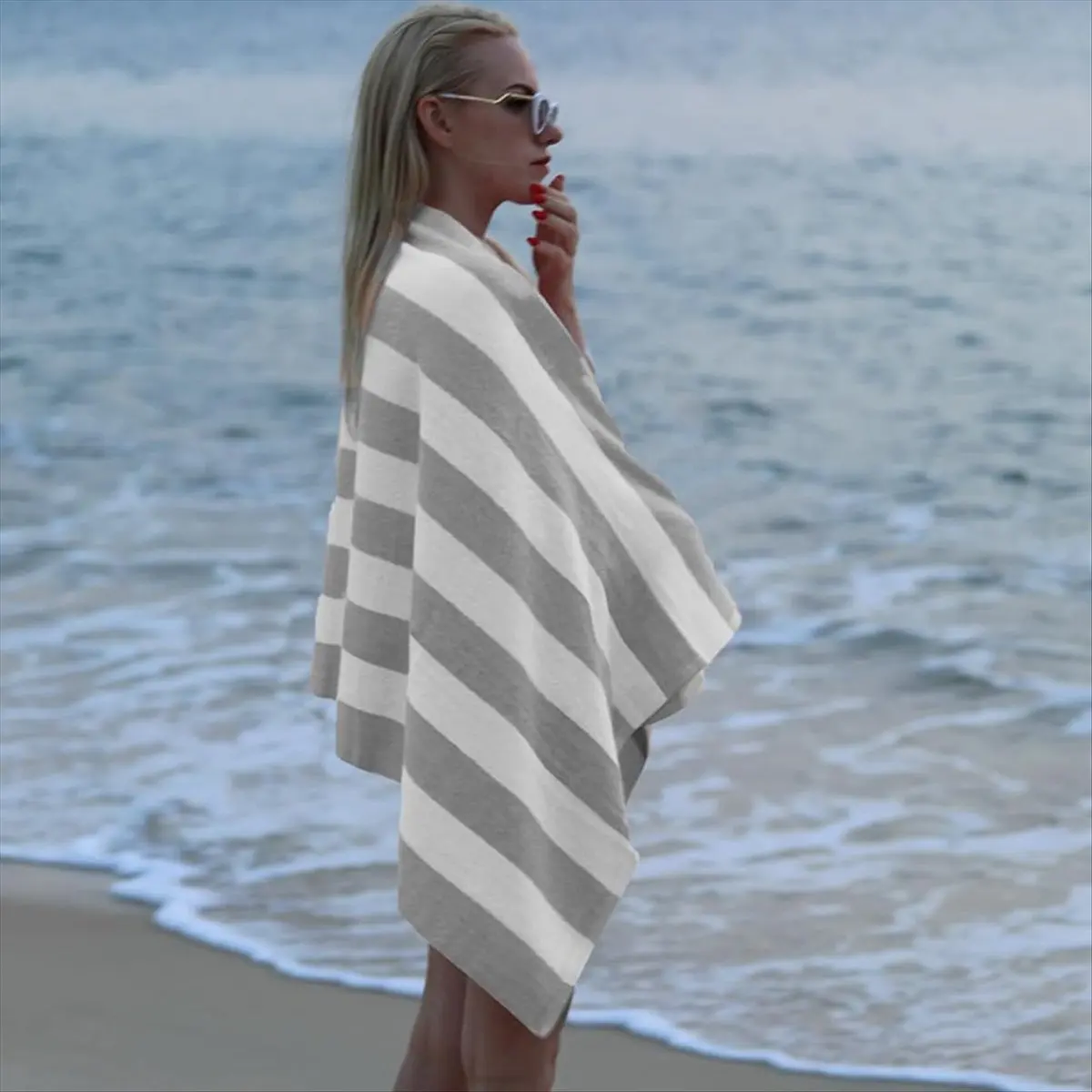 BHBL Large Oversized Beach Towel - 35 X 70 Inch Plush Microfiber Pool Towel, Striped Quick Dry Swim Towel Grey