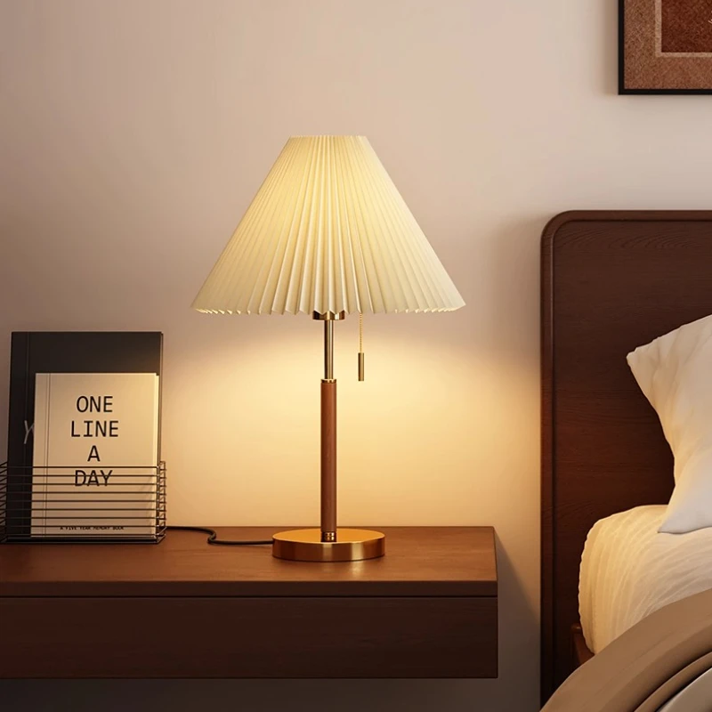 French Iron Base LED Table Lamp White Pleated Fabric Lampshade Pull Cord Switch Bedroom Study Living