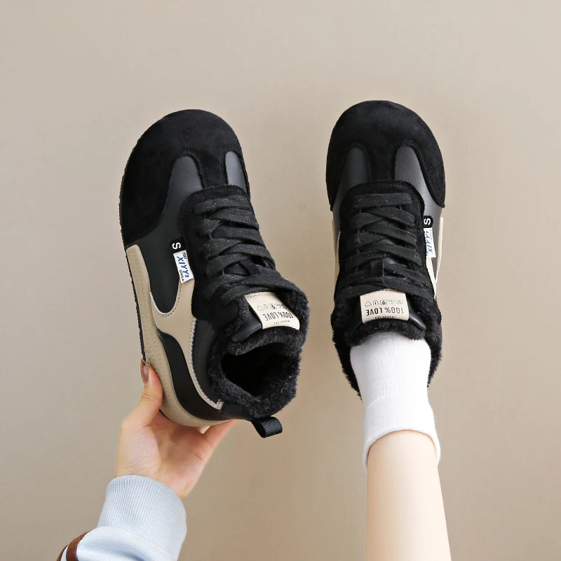 أحذية نسائية شتوية كاجوال بنعل سميك قصير من القطيفة مبطنة دافئة ومقاومة للانزلاق أحذية رياضية مريحة