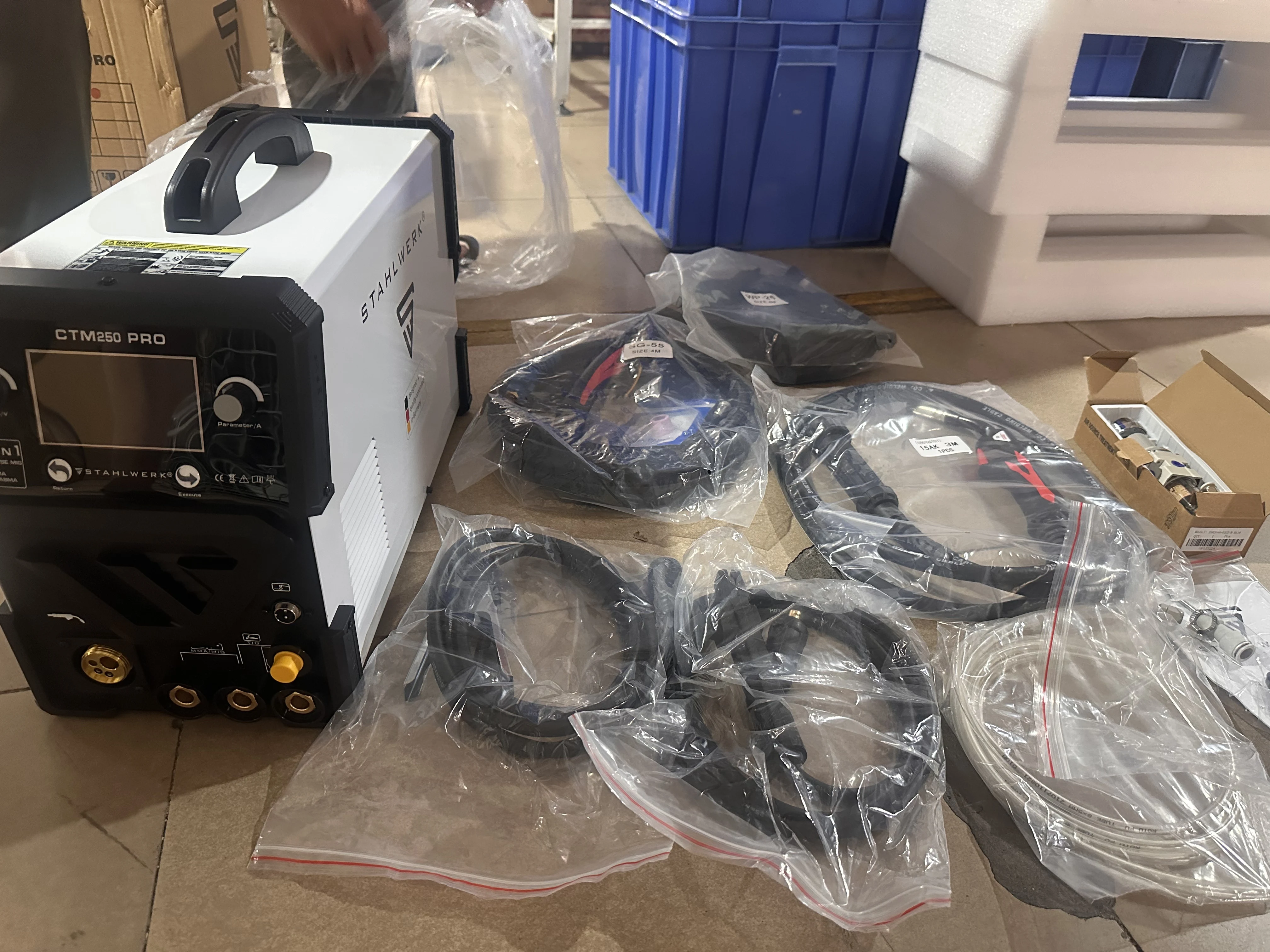 New Factory Manufacturing In 2025Stahlwerk CTM250 PRO 7IN1 200AMP MIG TIG MMA Plasma Cutter Multi-Function 1KG/5KG Flux Cored Wi