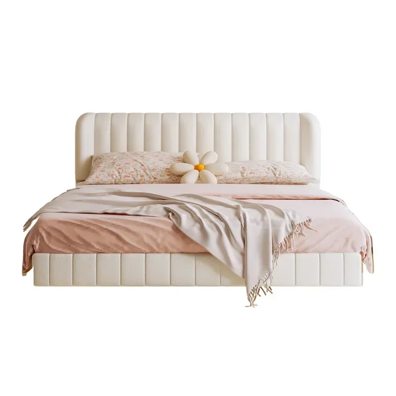 

Light luxury simple modern double master bed cream wind white ins wedding bed 1.8 meters leather suspension bed