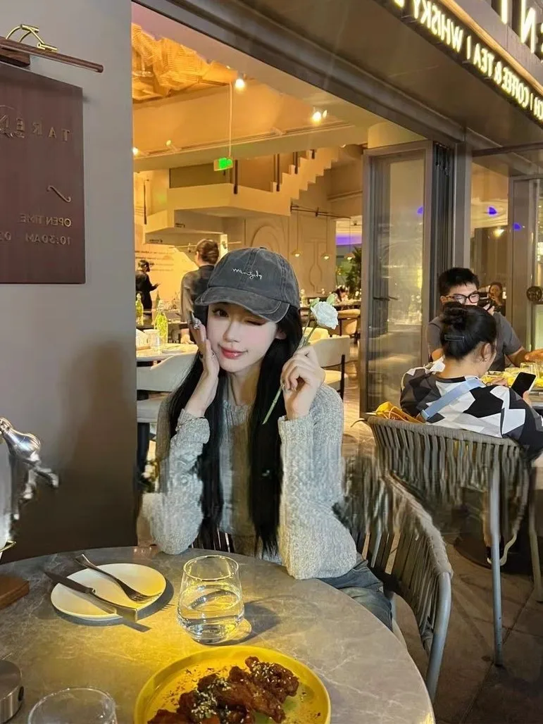 

Футболки с длинным рукавом из ледяного шелка для женщин: модный корейский стиль K-pop, с принтами, в духе азиатской поп-культуры, унисекс