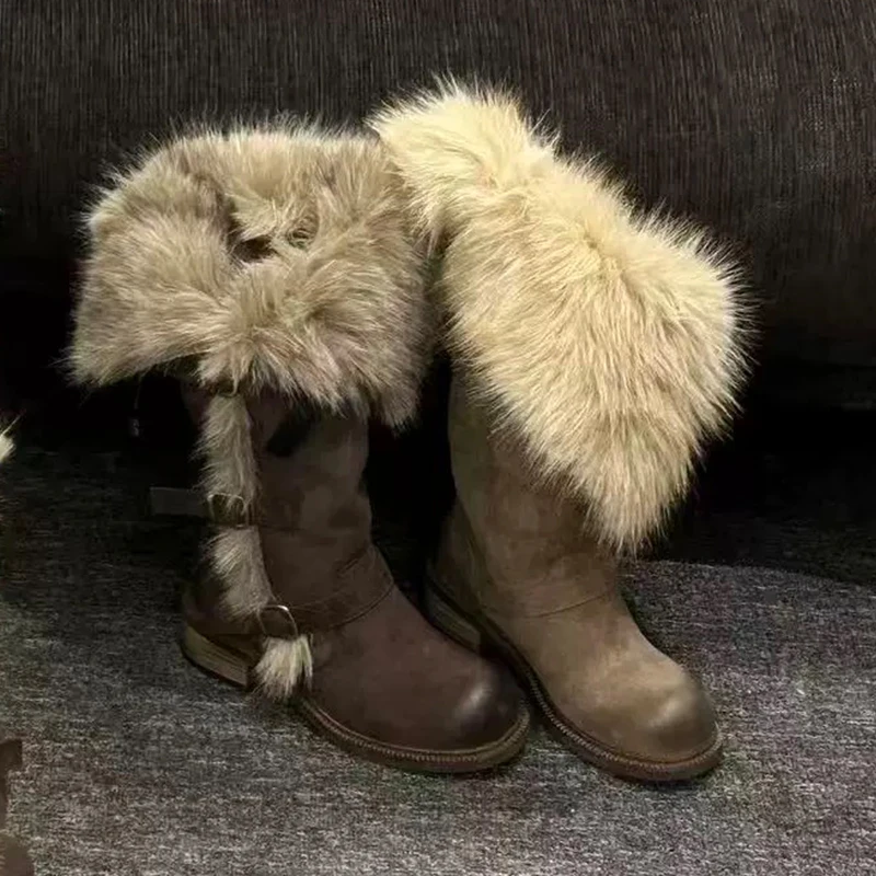 

Хутряные женские высокие сапоги. Дизайнерские теплые женские туфли на каблуке. Модные короткие плюшевые зимние ботинки. 2025 Новые повседневные женские зимние ботинки.