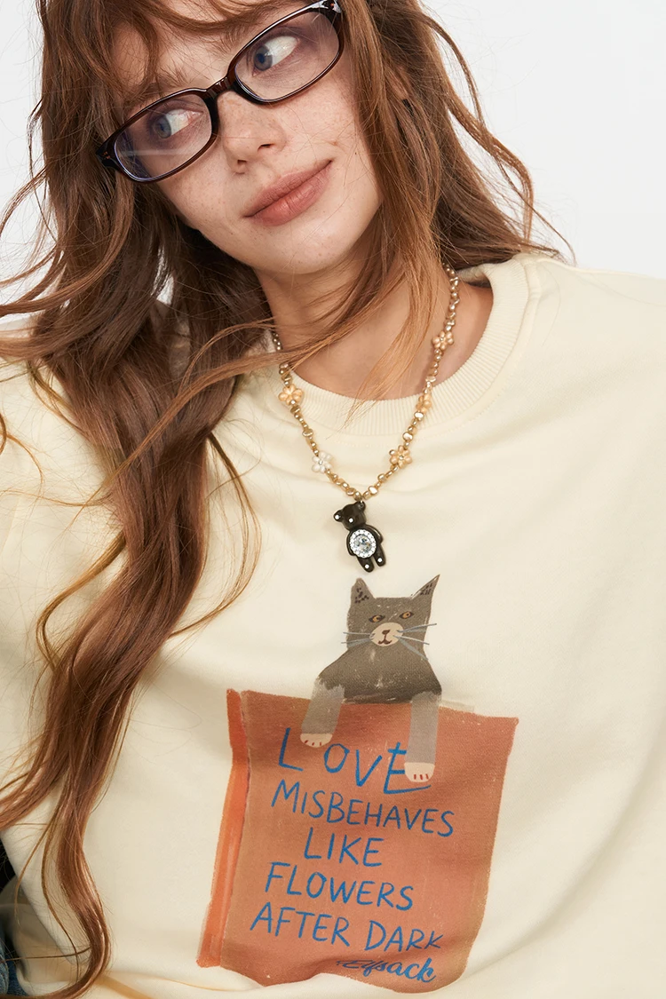 ELFSACK Women's Sweatshirt with Graphic and Slogan Print, Everyday Outdoor Top