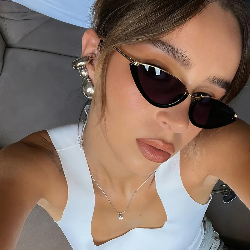 

Retro small frame cat eye sunglasses for women's new luxury brand fashion triangle punk men's sunglasses trend sun visor UV400