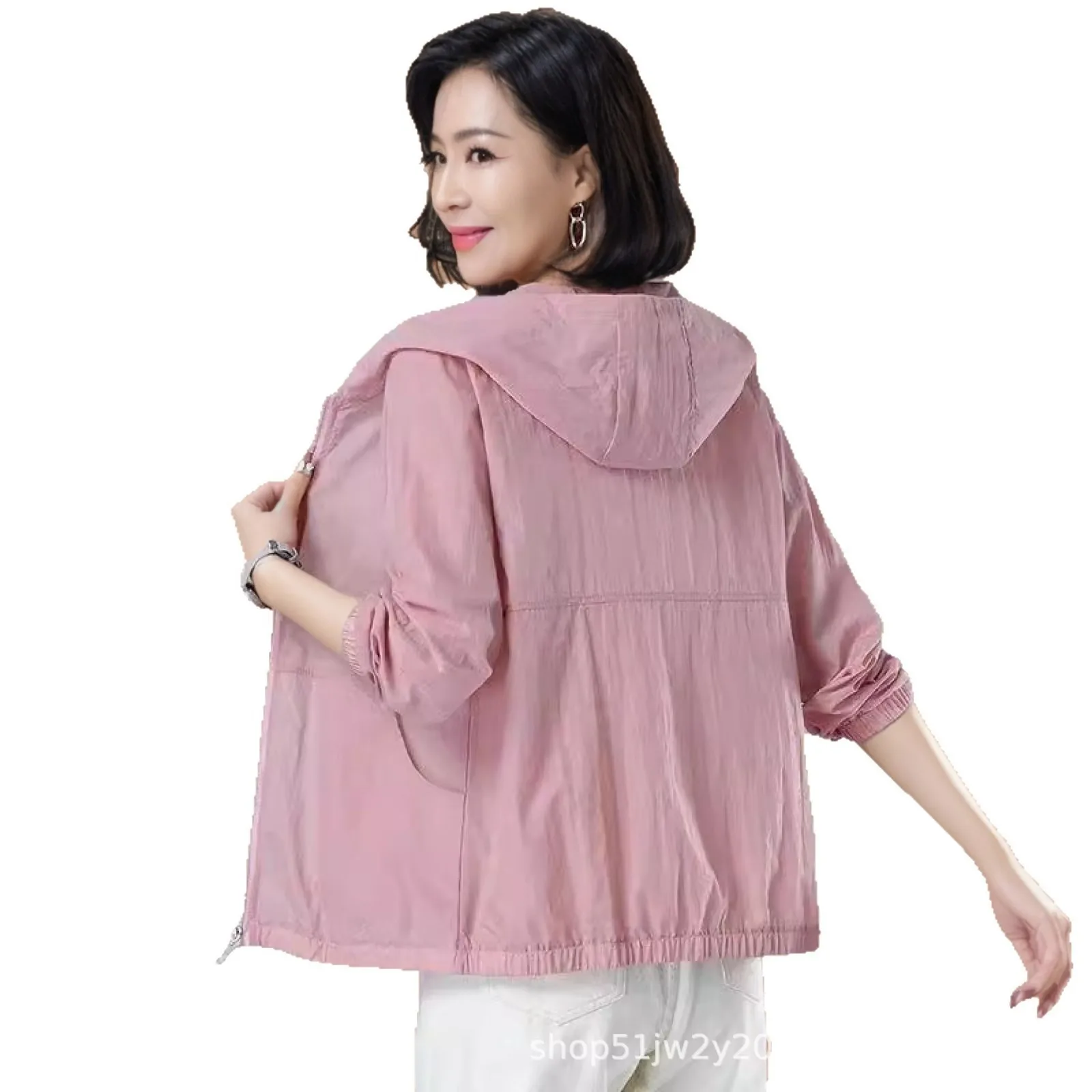 

2025 Summer Women's Sunscreen Clothes Thin Jacket Sunscreen Clothes Ice Silk Breathable Large Size Middle-aged Mother Cardigan