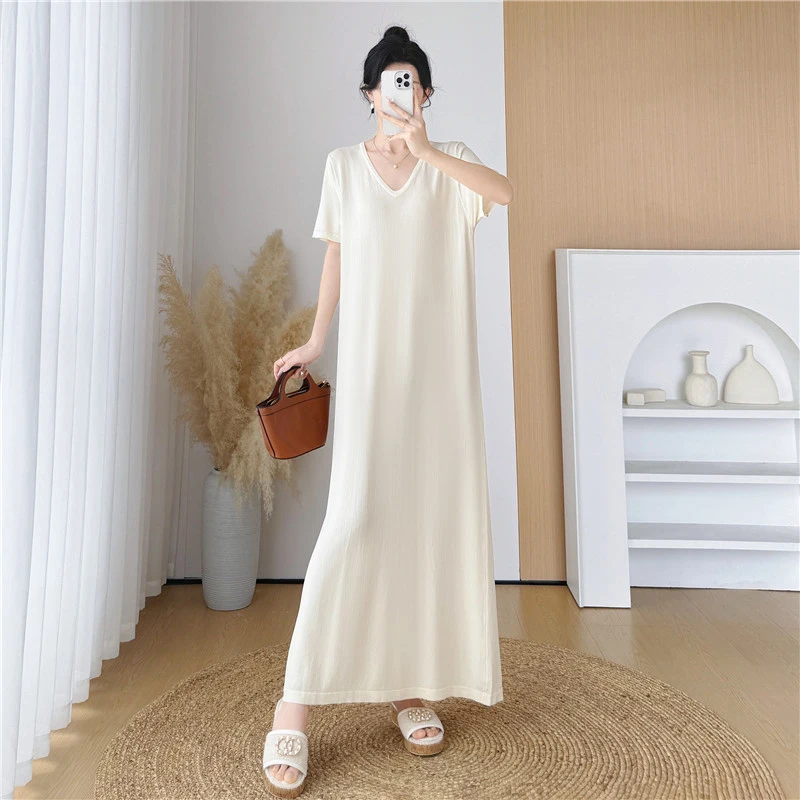 

New Women Autumn Knitted Dress Fashion V-Neck Short Sleeve Loose Mid-Calf Dress Casual Simplicity Long Sweater Dress