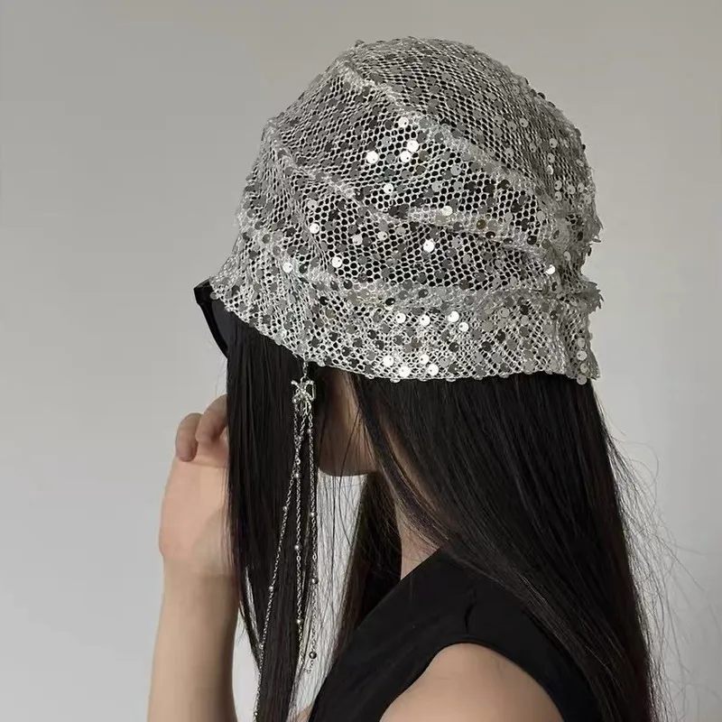 French-Style Retro Chain-Decorated Sequin Beanie Make Face Look Smaller Stylish Hollow-Out Hat for Hot in Spring And Summer