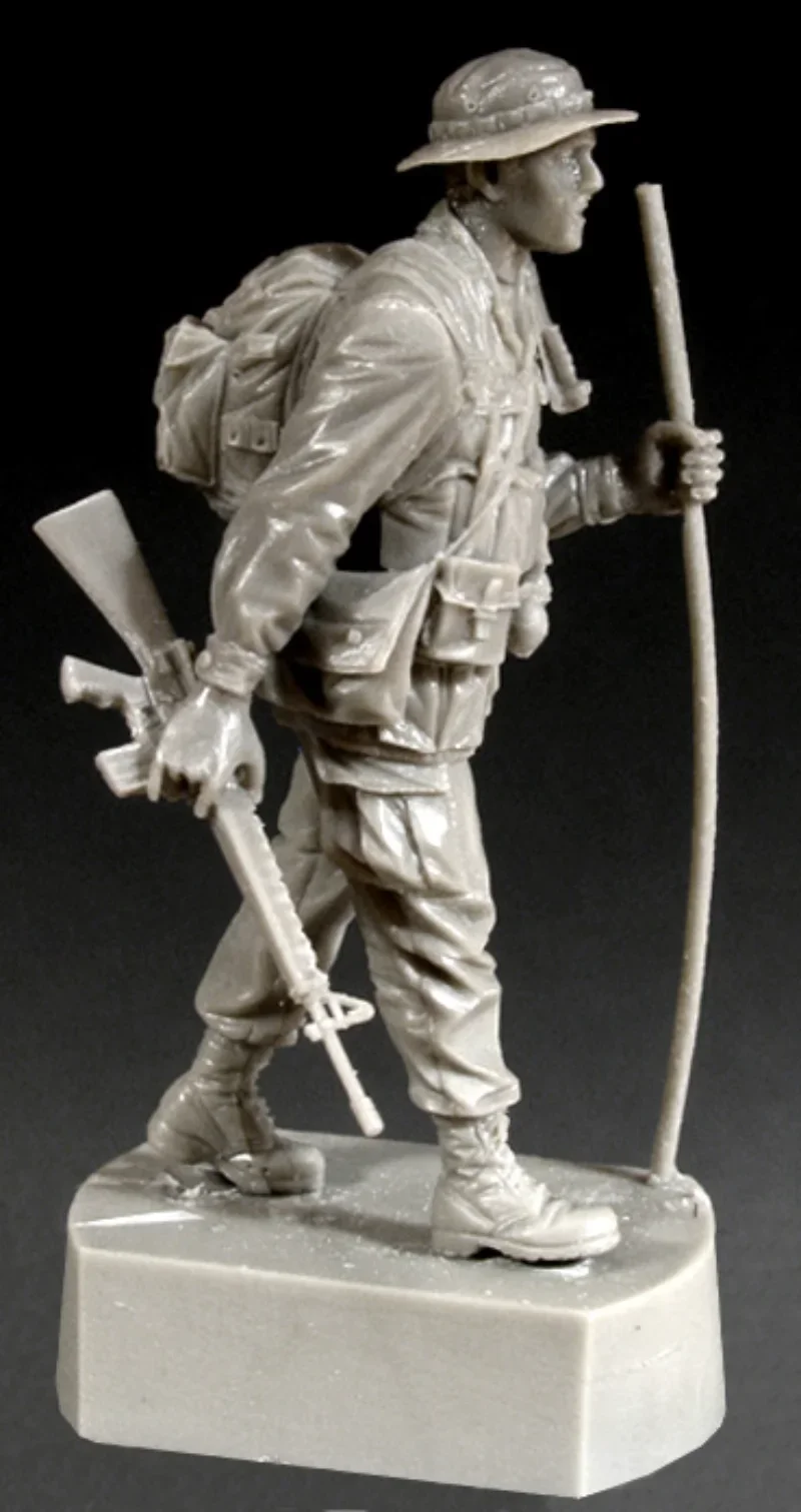 1:35 Scale Resin Figure Model Kit Vietnam War Us Infantry Marching Miniature Statue Unassembled Unpainted Diorama Diy Toy 2383