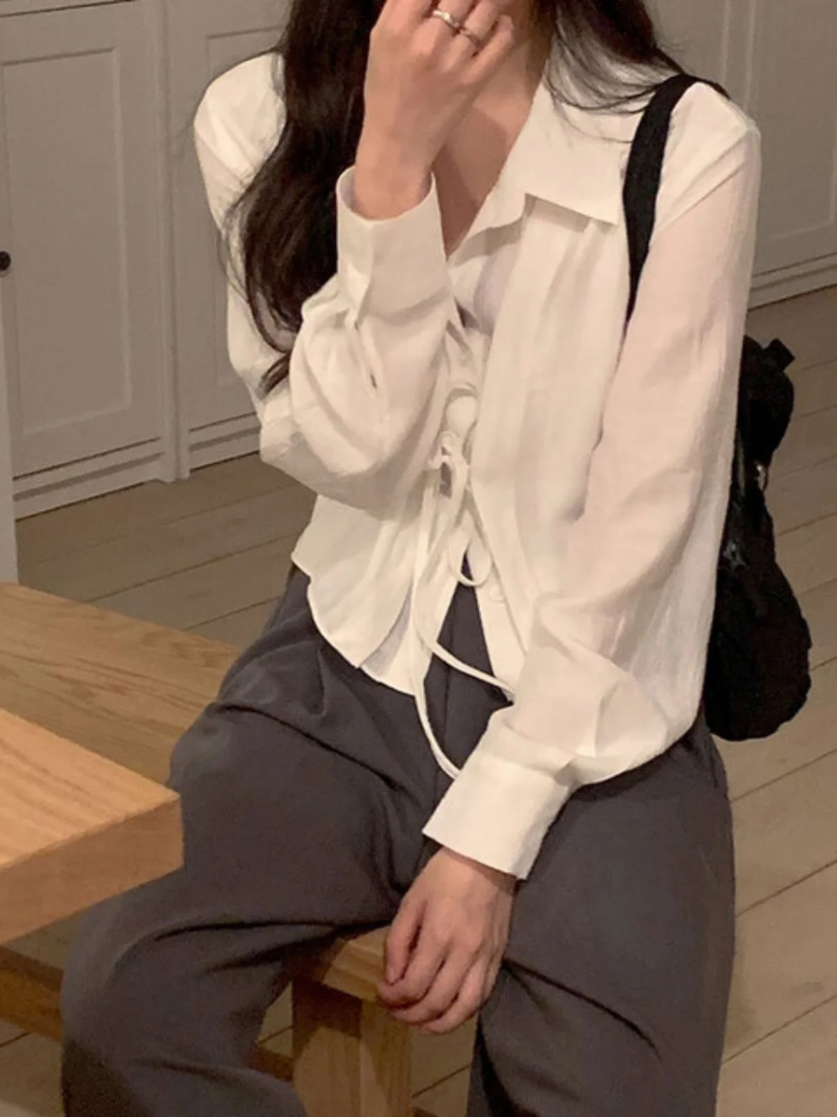 قميص أبيض أنيق للنساء بتصميم عقدة، قصير، متعدد الاستخدامات، أنيق، كوري، فضفاض، بأكمام فانوس، ياقة بولو، موضة الربيع #3