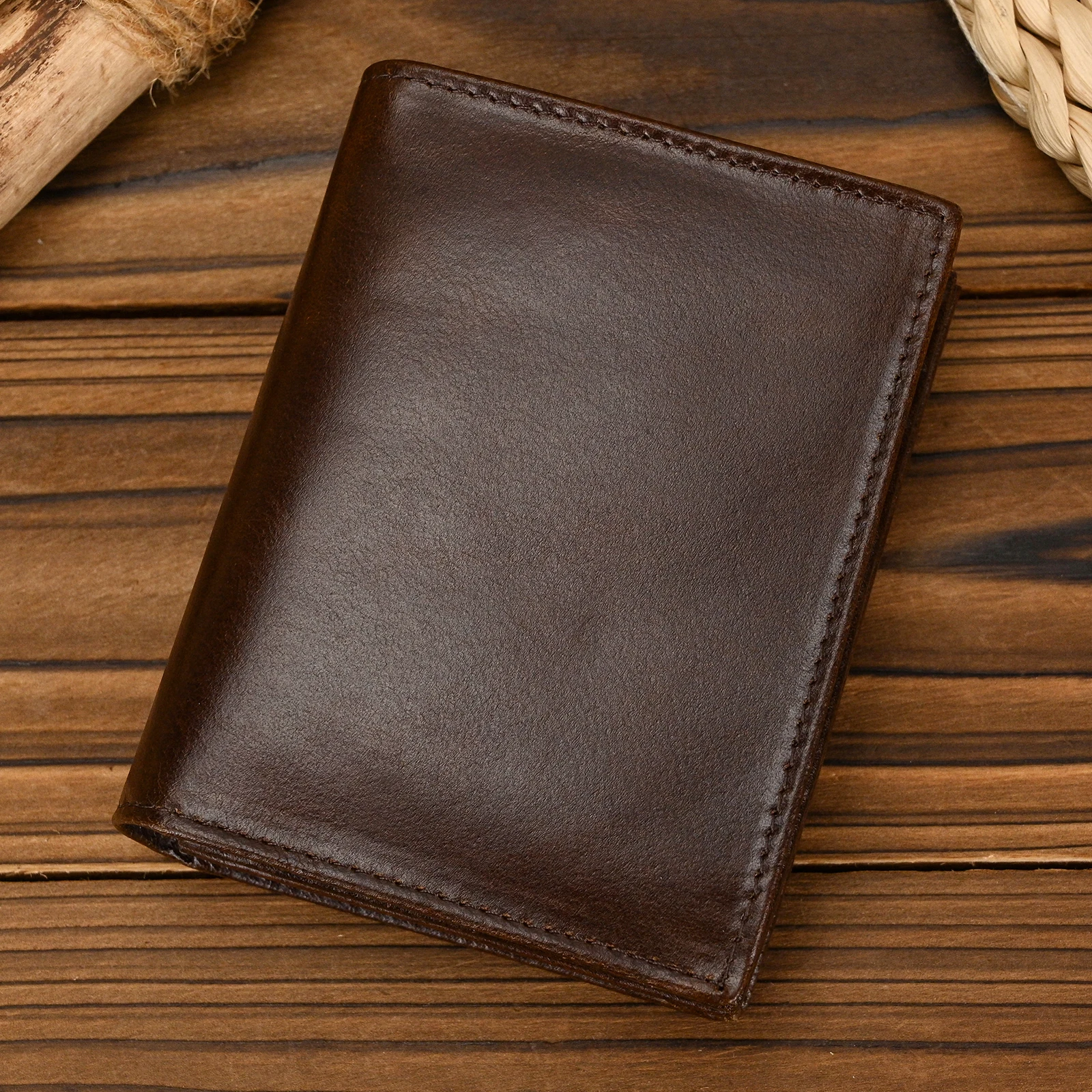 Fashion Men's Leather Wallet L - Luxury Lifestyle Photography ulasan dan harga