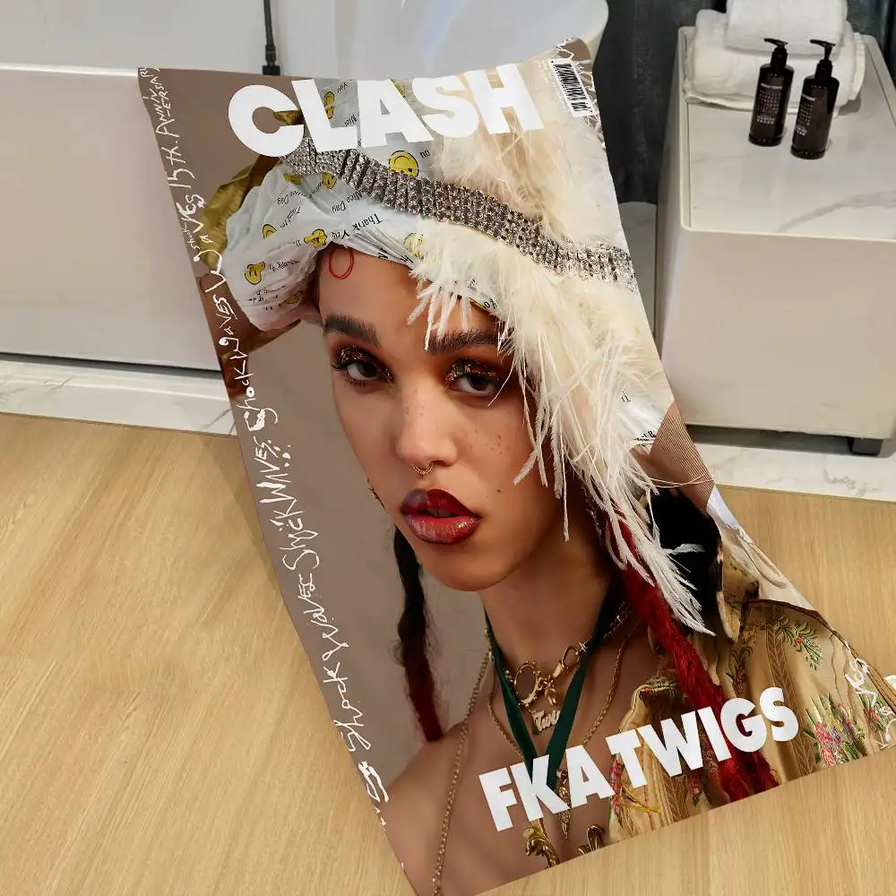 Ritish Songwriter F-FKA Twigs Microfiber Beach Towel Absorbent Quick dry Soft Yoga Swimming Resort Mountain Climbing Towel