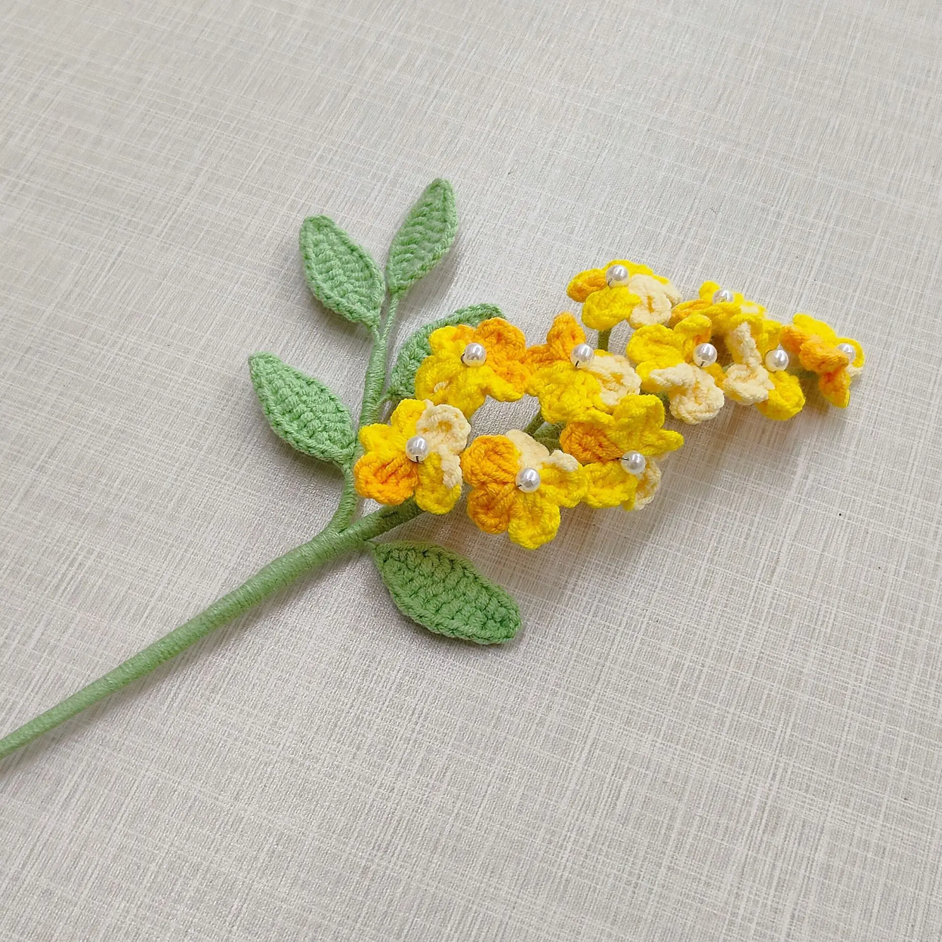 Fertig handgewebte Blumenzweige, hübscher gehäkelter Blumenstrauß, kreative Kunstpflanze, Hochzeitsraumdekoration, Geschenk – Detail 3