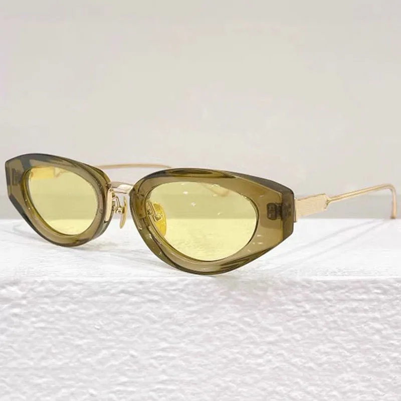 

Vintage y2k Cat Eye Sunglasses Women For Men Luxury Brand Designer New Sun Glasses Metal Punk Popular Outdoor Driving Eyeglasses