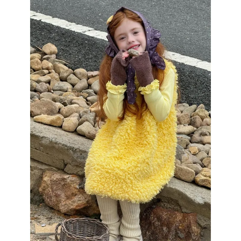 

Korean Children's Clothing 2025 Winter New Girls' Skirt Yellow Furry Sleeveless Cute Sweet Vest Skirt