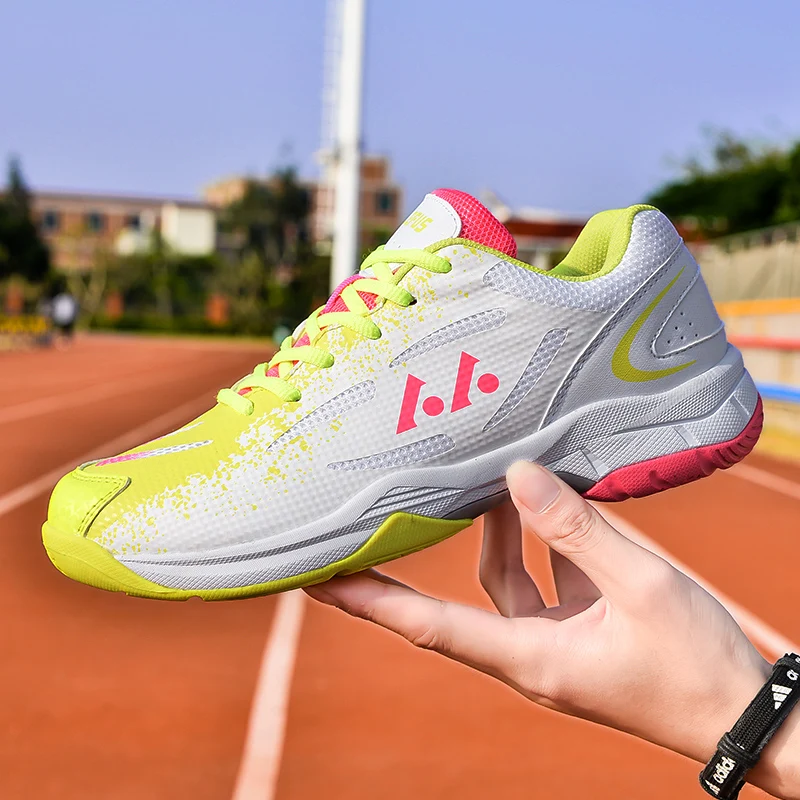 

New Professional Badminton Shoes Men Women Big Size 45 46 Badminton Sneakers Men Light Tennis Shoes Luxury Tennis Sneakers
