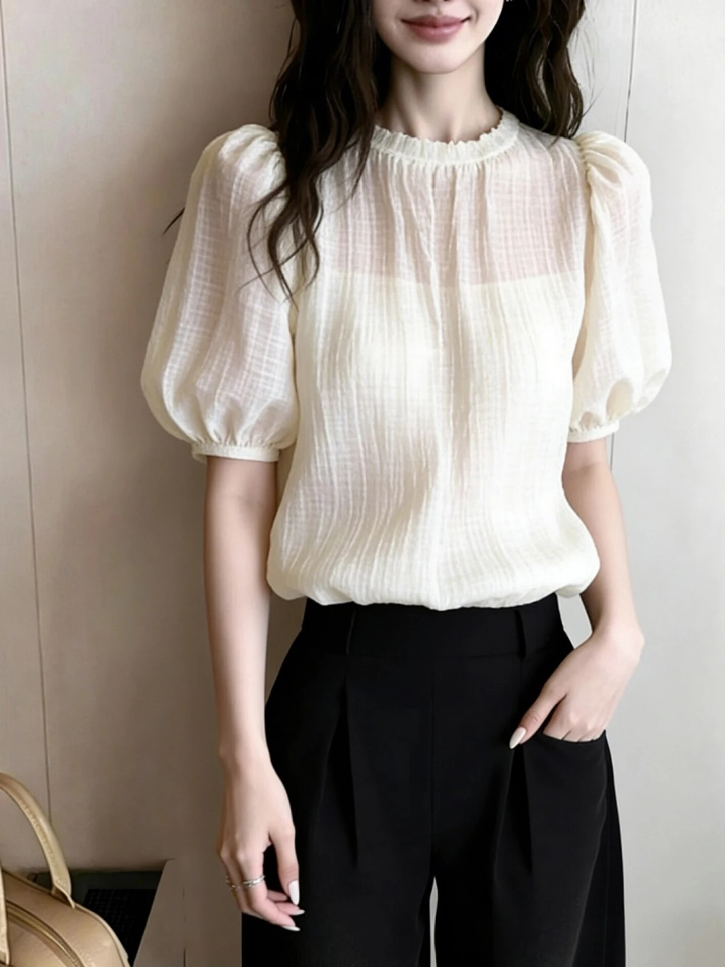 

Elegant Simple Summer 2026 Fashion Bubble Sleeve Shirt Women's Commute Casual Versatile Short Sleeve round Neck Color Top