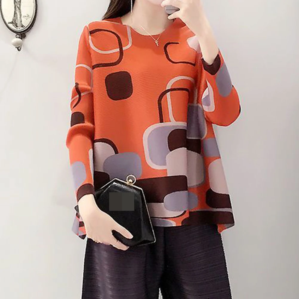 Crew neck long sleeve  pleated top women's 2025 autumn new Korean version loose large size thin T-shirt tide