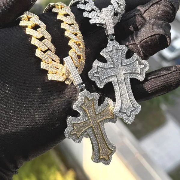 

Новое ожерелье с кулоном-крестом Iced Out, двухцветное, с блестящими цирконами CZ, массивное, круглое, в стиле хип-хоп, для мужчин, модные украшения