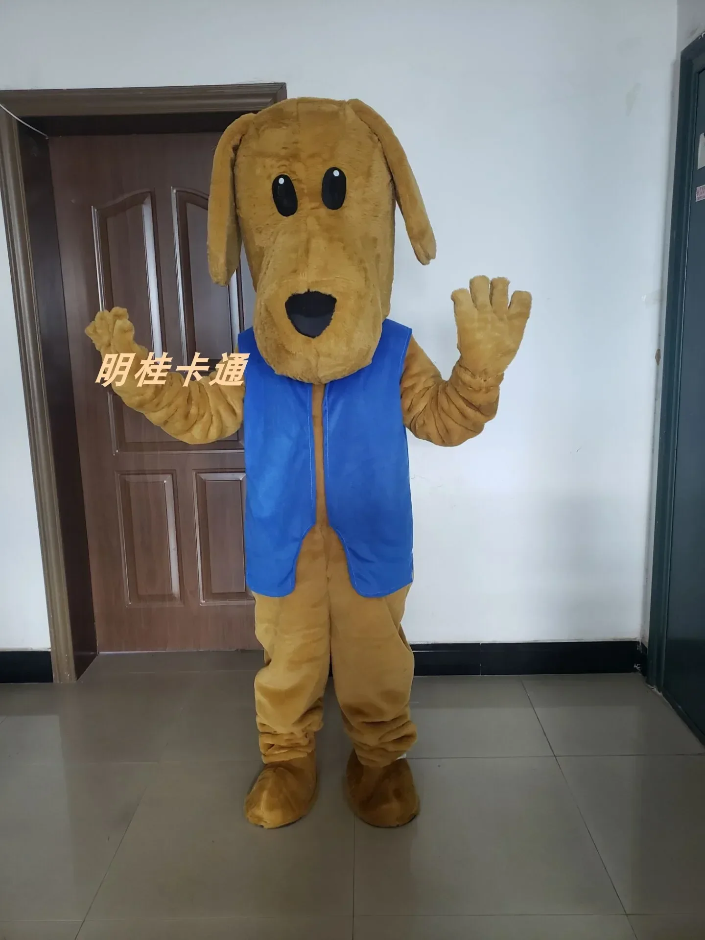 جديد الكبار الساخن بيع براون الكلب زي التميمة حفلة عيد الميلاد ملابس تنكرية للهالوين الكبار أفخم الطبيب الكلب التميمة تأثيري حلي #5