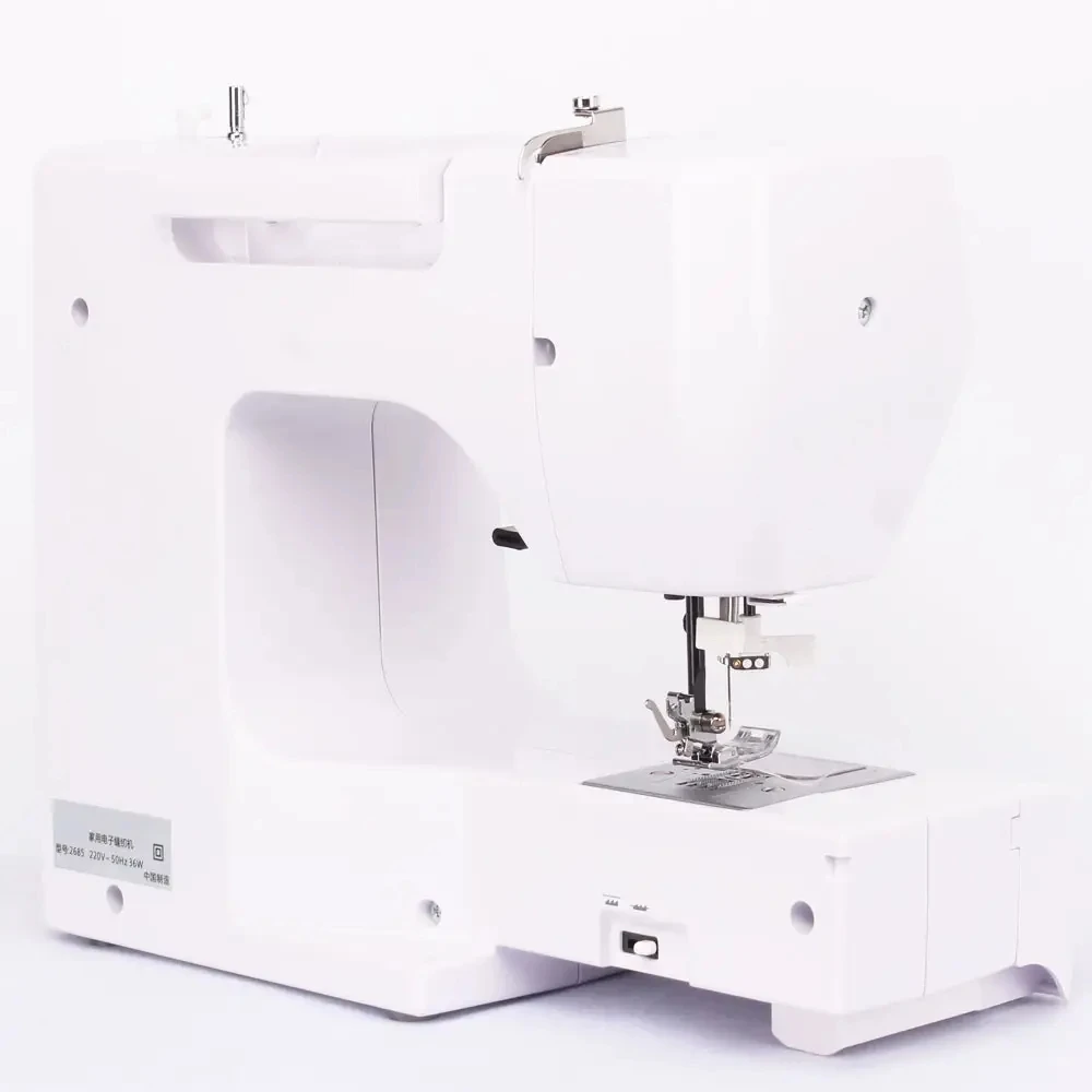ماكينة خياطة كهربائية محلية متعددة الوظائف مصممة حديثًا عالية الجودة YS 2685 مع 100 غرزة خاصة