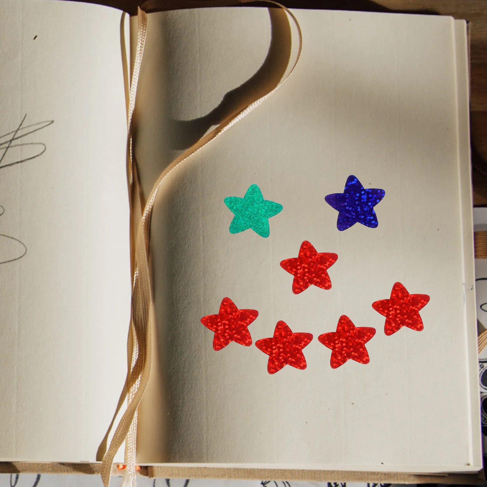 

2 Rolls Pentagram Shaped Adhesive Reward Decals For Classroom School Office Light Easy Carry Inspirational Encouraging Students