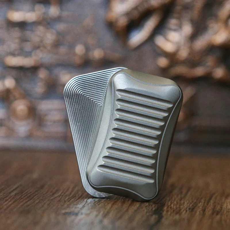 Giroscopio EDC para la yema del dedo, tarjeta de empuje ilimitada Sgs Sss, tarjeta de empuje de aleación de titanio, entretenimiento de ocio para adultos, juguete de escritorio de descompresión