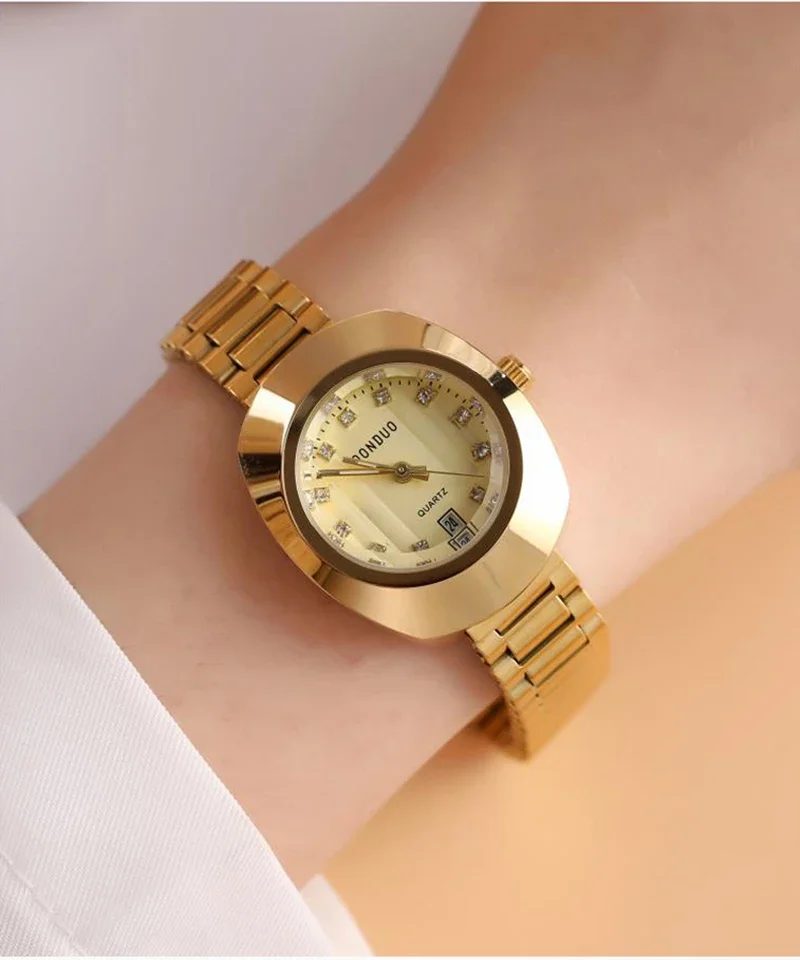 Coppia di lusso uomo donna orologio al quarzo oro nero diamante Tonneau Reloj orologio da polso uomo d'affari orologio da donna maschile Hombre Masculino