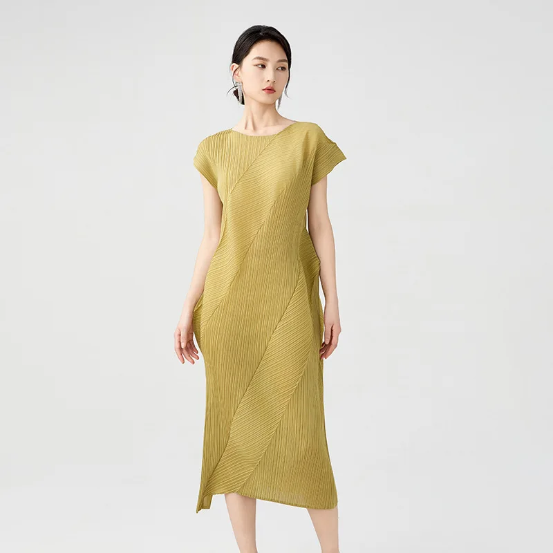 Miyake Style Pleated Dress Women 2024 Summer New Irregular Casual Style Solid Color O-neck Short-sleeved Folded Mid-length Skirt