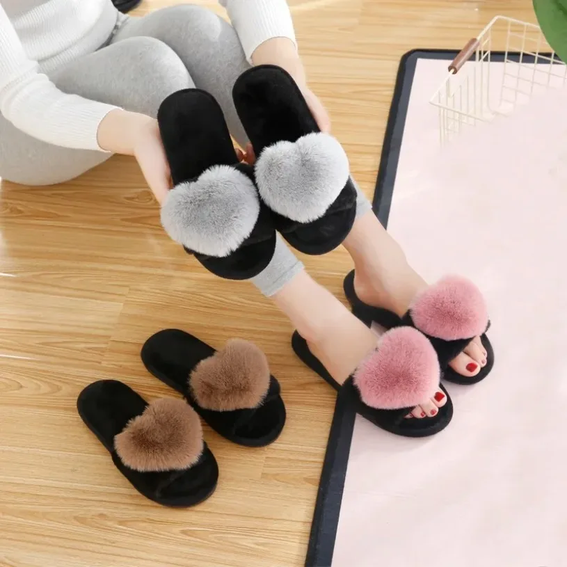 Winter Warm Plush Family Fashion non slip slippers Ladies Plush Love Indoor Love Simple Floor Family Flats Fluffy 2024 new