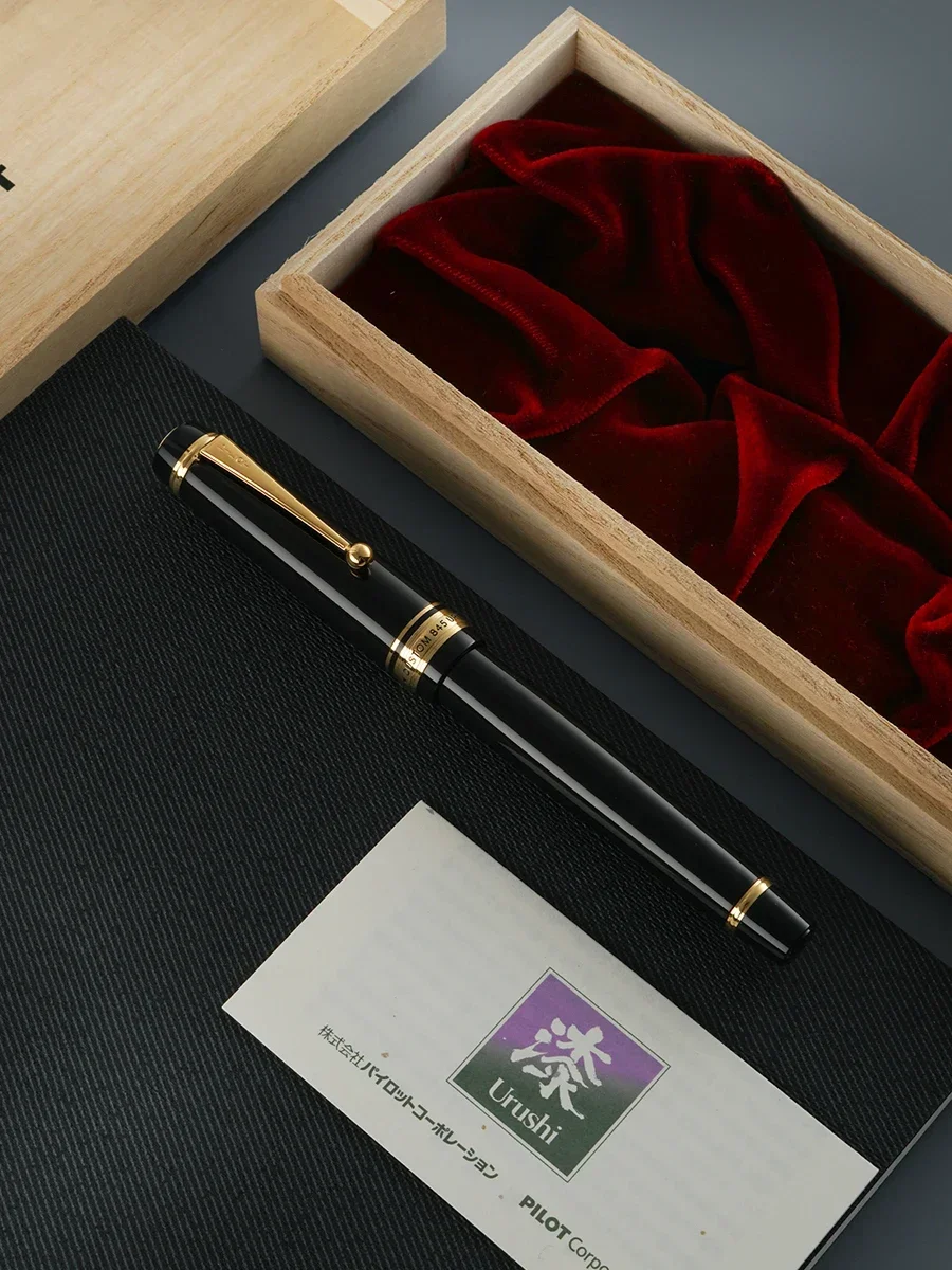 Pilot Namiki Custom 845 Fountain Pen FKV-5MR, Black Red Sophora 18K Gold Nib, As A Casual or Executive Pen, smooth writing