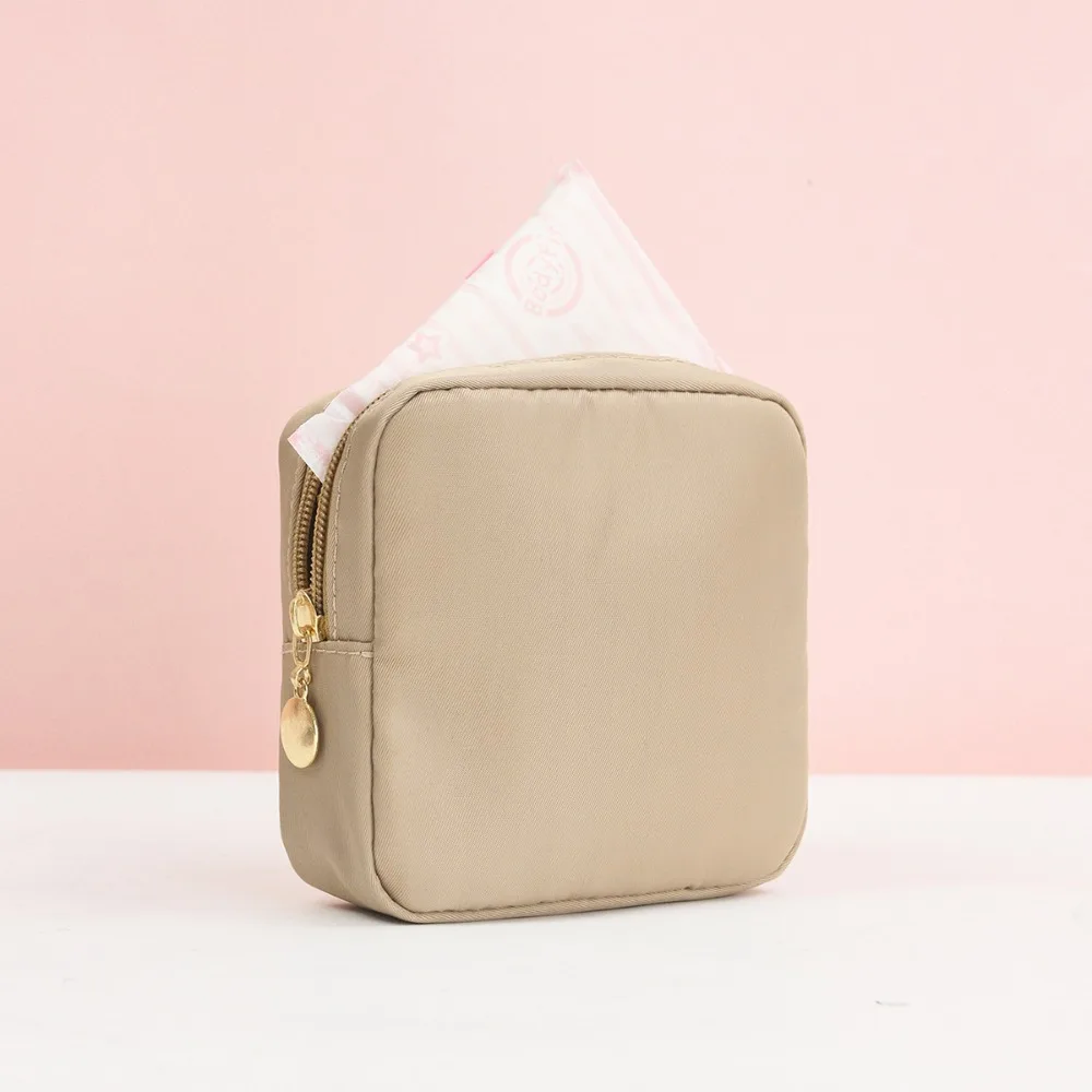 แฟชั่นMulticolorสุขาภิบาลPadกระเป๋าบ้านแบบพกพาPadกระเป๋ากระเป๋าเหรียญ