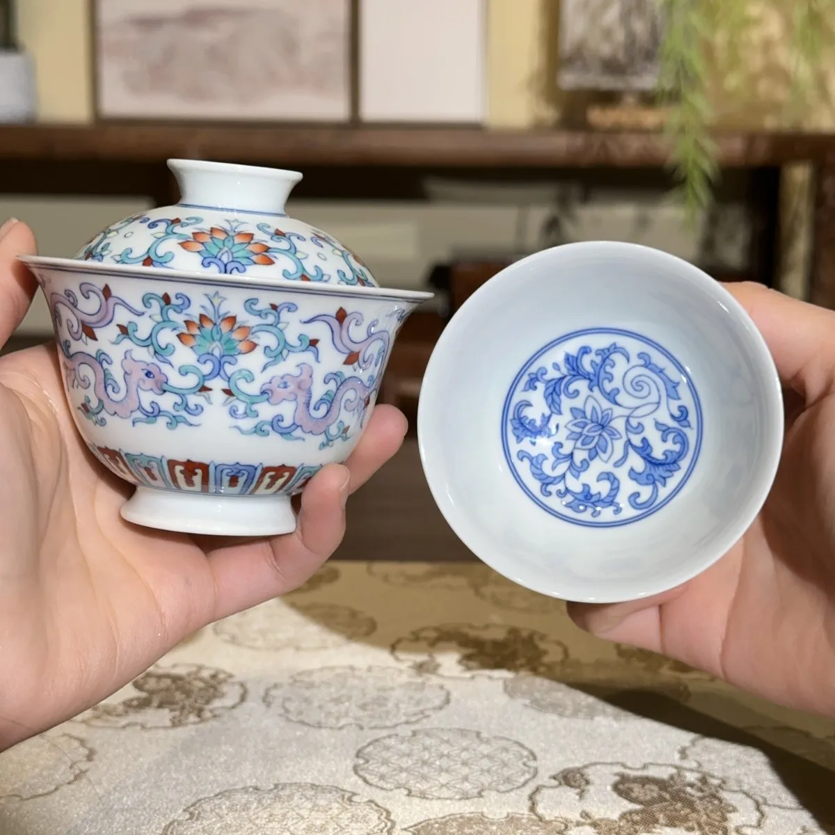 Hand-painted bucket color twisted branch grass dragon pattern cover bowl set Jingdezhen high-end tea set teacup