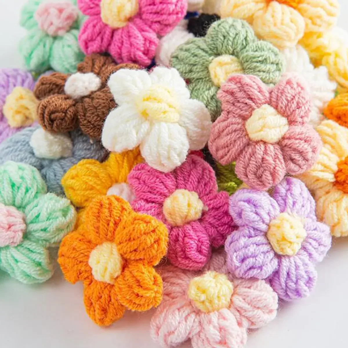 100PCS/lot DIY Knitted Flower Handmade Diy Craft Supplies Suit for Clothing Brooch Hair Accessories Puff Flowers