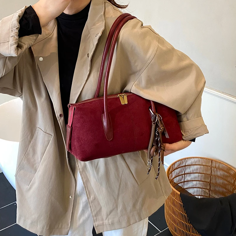 الجانب الأيسر المرأة بولي Leather حقيبة كتف جلدية 2025 الشتاء ريترو حمل الحقائب الفاخرة مصمم الاتجاه الإناث حقائب اليد والمحافظ بسيطة #4